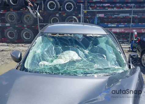 2016 Nissan Rogue S z USA, uszkodzony, nr VIN 5N1AT2MV4GC917833